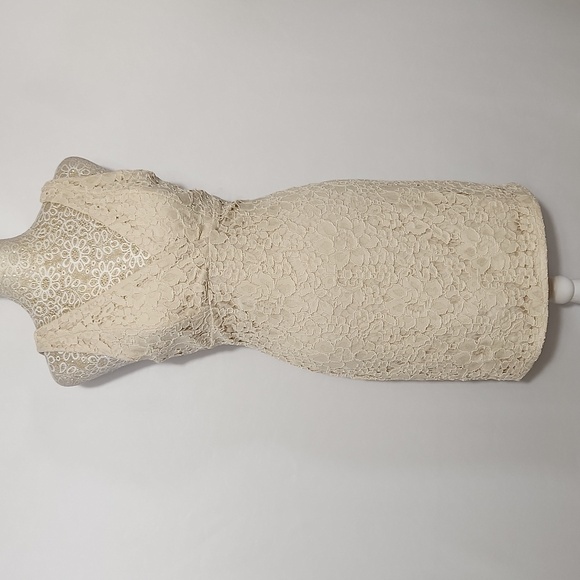 Romeo & Juliet SZ S Ivory Floral Lace Surplice Neck A-line Zip Lined Mini Dress - Picture 1 of 15
